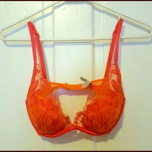 Victoria’s Secret bra